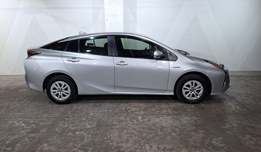 Toyota Prius 1.8 HYBRID BASE Hatchback 2017