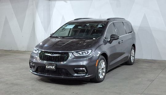 Chrysler • Pacifica