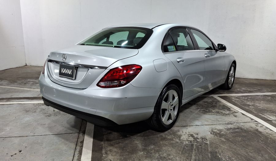 Mercedes Benz Clase C 1.6 180 CGI AT Sedan 2016