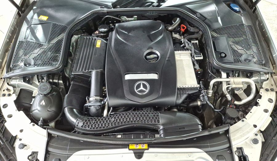 Mercedes Benz Clase C 1.6 180 CGI AT Sedan 2016