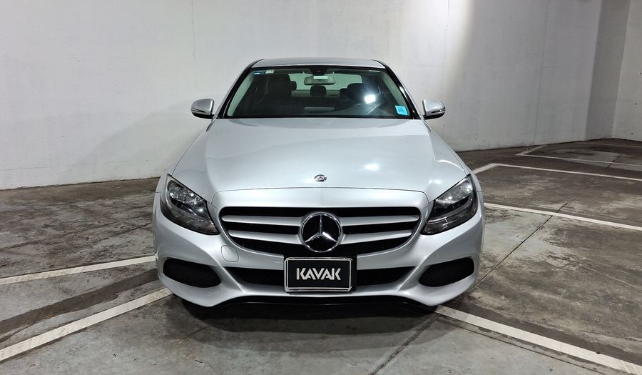 Mercedes Benz Clase C 1.6 180 CGI AT Sedan 2016
