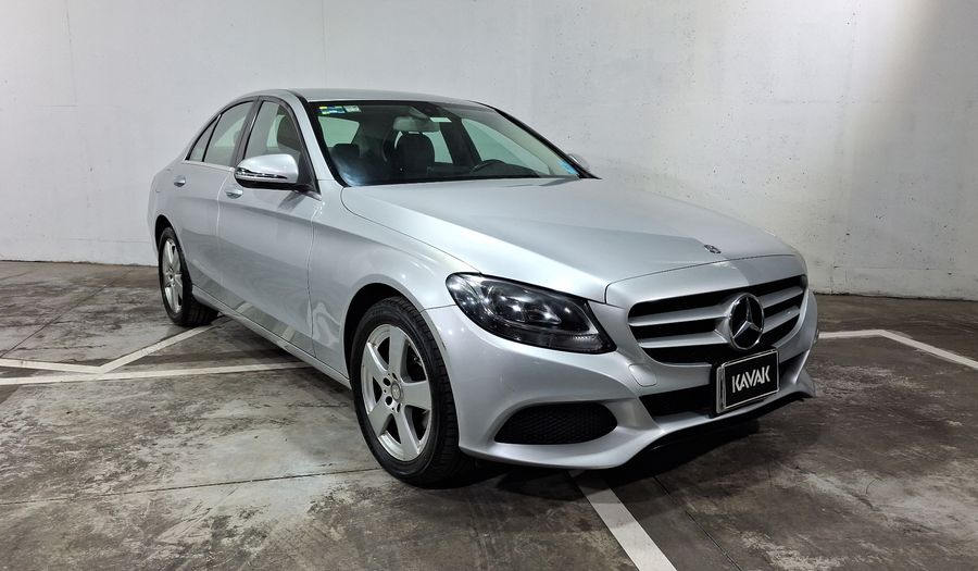 Mercedes Benz Clase C 1.6 180 CGI AT Sedan 2016