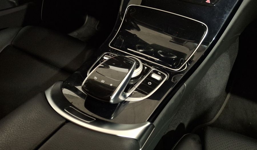 Mercedes Benz Clase C 1.6 180 CGI AT Sedan 2016