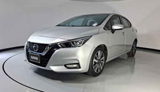 2020 • 107,600 km • Automático