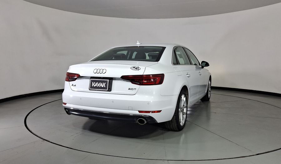 Audi A4 2.0 SELECT DCT Sedan 2018