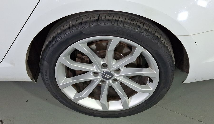 Audi A4 2.0 SELECT DCT Sedan 2018