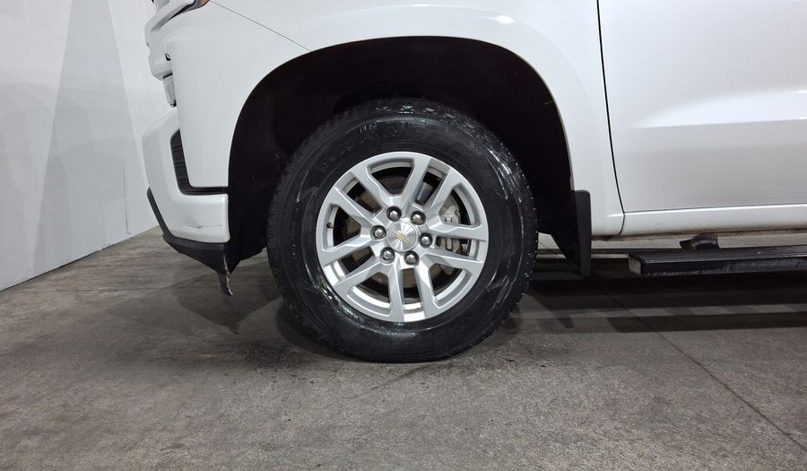 Chevrolet Cheyenne 5.3 CHEYENNE LT CAB REG H AUTO 4WD Pickup 2021