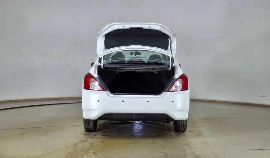 Nissan Versa 1.6 SENSE Sedan 2018