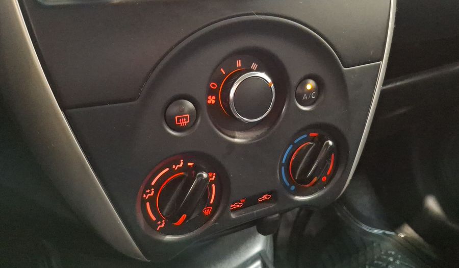 Nissan Versa 1.6 SENSE Sedan 2018