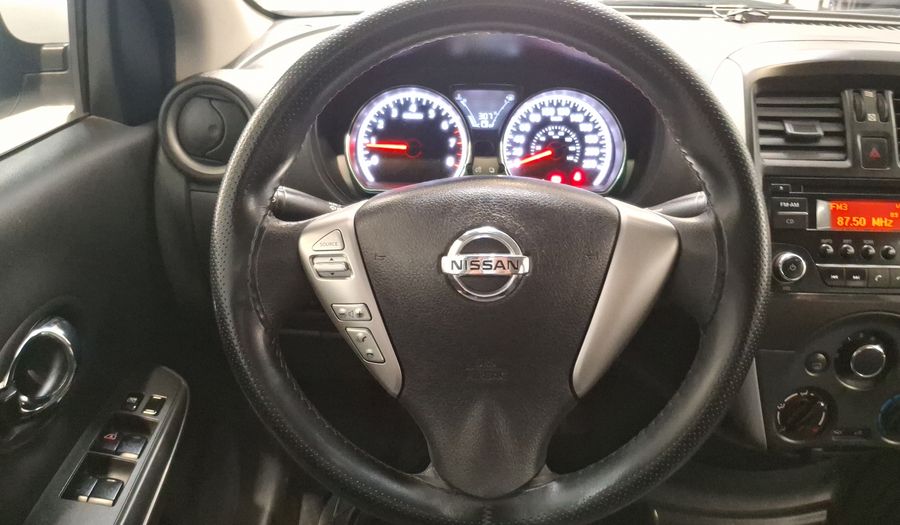 Nissan Versa 1.6 SENSE Sedan 2018