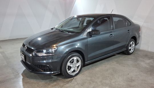 Volkswagen • Vento