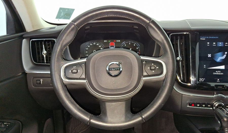 Volvo Xc60 2.0 T5 MOMENTUM AUTO 4WD Suv 2020