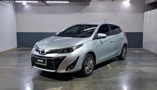 Toyota • Yaris