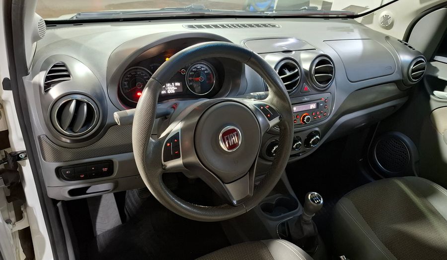 Fiat Palio 1.6 16V ESSENCE Hatchback 2014