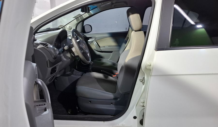 Fiat Palio 1.6 16V ESSENCE Hatchback 2014