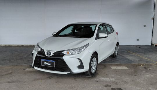 Toyota • Yaris