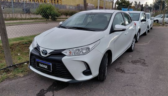 Toyota • Yaris