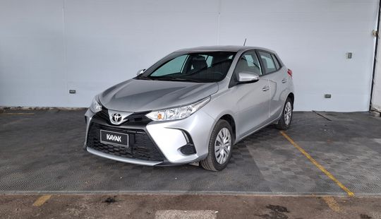 Toyota • Yaris