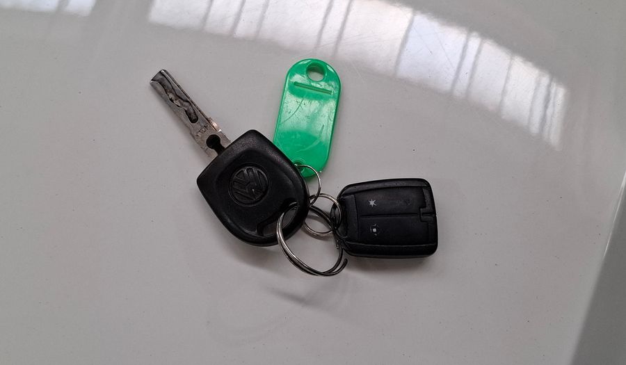 Volkswagen Gol Trend 1.6 PACK I Hatchback 2015
