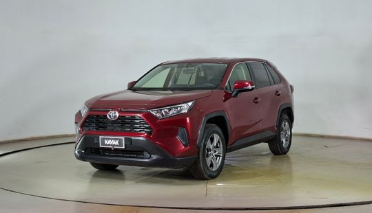 Toyota • RAV4