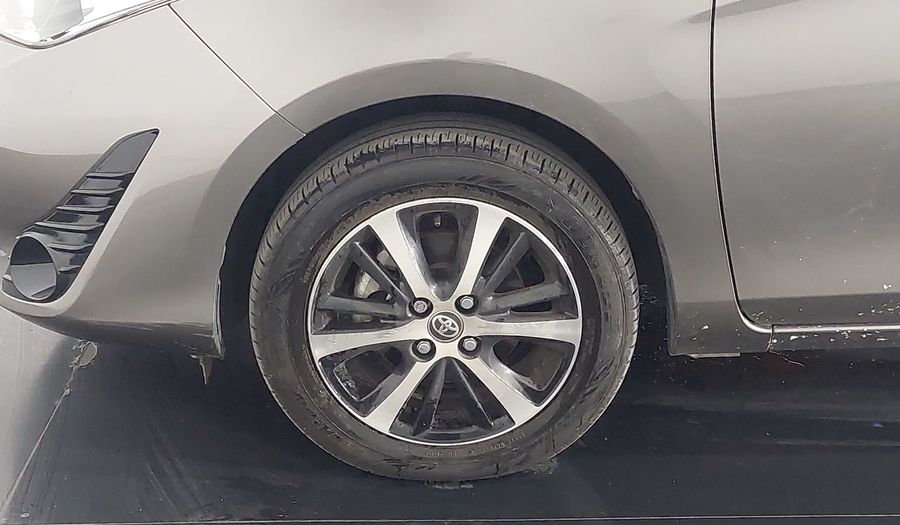Toyota Yaris 1.5 XLS CONNECT CVT Hatchback 2020