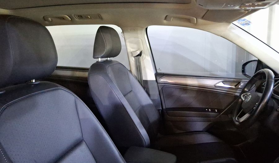 Volkswagen Tiguan 1.4 COMFORTLINE DCT Suv 2023