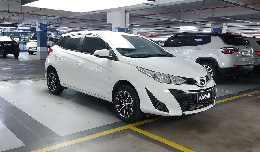 Toyota Yaris 1.3 XL LIVE CVT Hatchback 2022