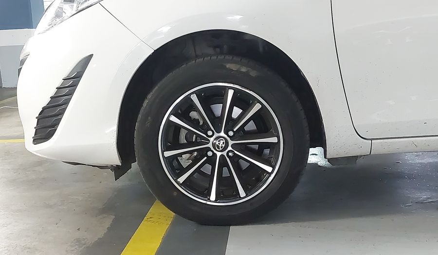 Toyota Yaris 1.3 XL LIVE CVT Hatchback 2022