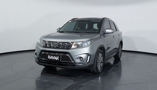 Suzuki • Vitara