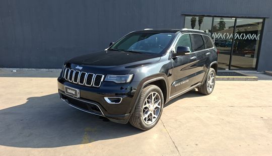 Jeep • Grand Cherokee