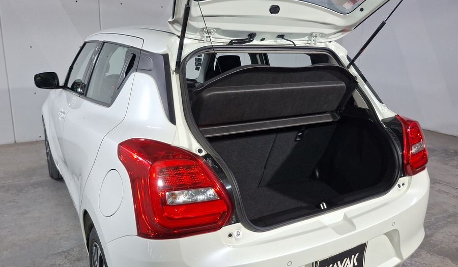 Suzuki Swift 1.2 GLX CVT Hatchback 2023