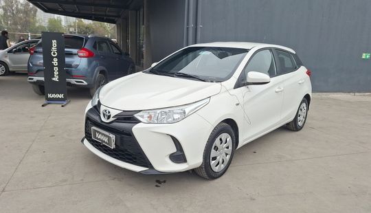 Toyota • Yaris