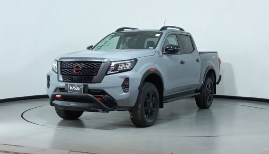 Nissan • Frontier