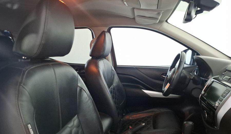 Nissan Frontier 2.5 PLATINUM LE AUTO Pickup 2021