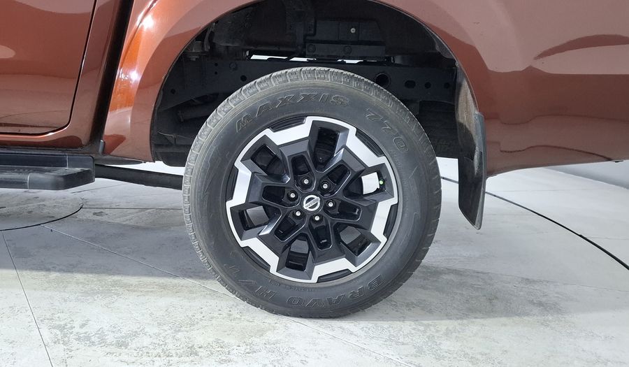 Nissan Frontier 2.5 PLATINUM LE AUTO Pickup 2021