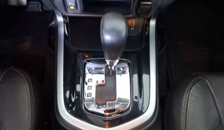 Nissan Frontier 2.5 PLATINUM LE AUTO Pickup 2021