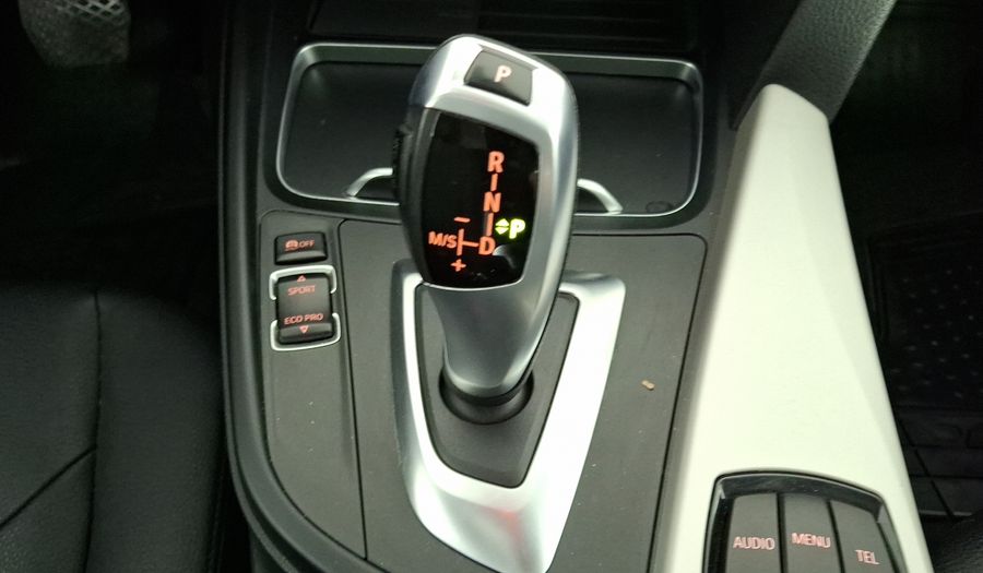 Bmw Serie 3 2.0 320IA AUTO Sedan 2017