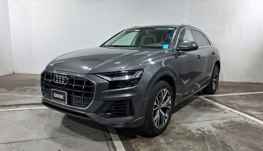 Audi • Q8