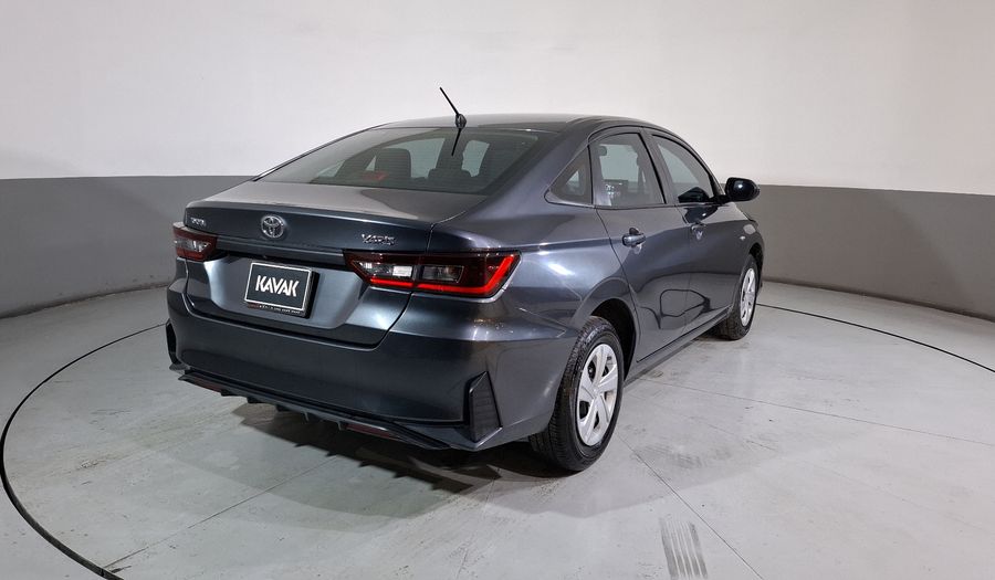 Toyota Yaris 1.5 BASE CVT Sedan 2024