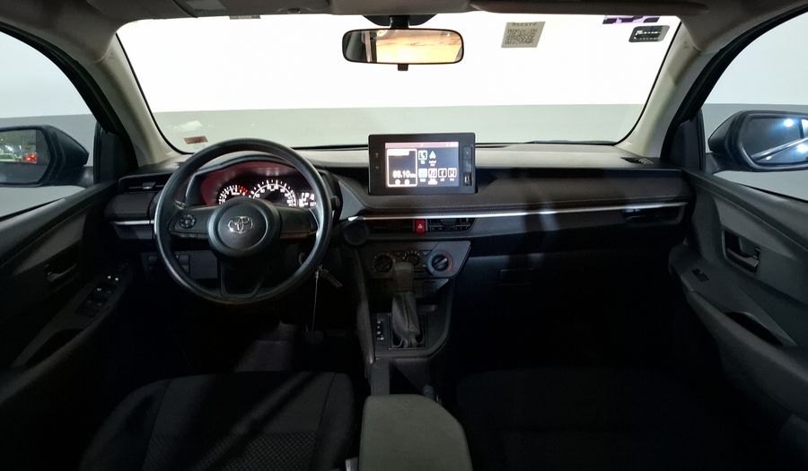 Toyota Yaris 1.5 BASE CVT Sedan 2024