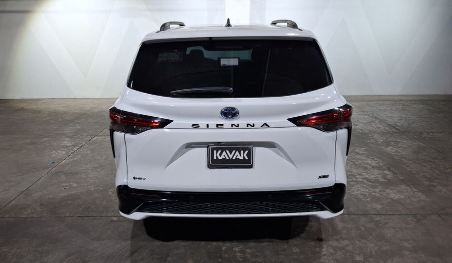 Toyota Sienna 2.5 HEV XSE AUTO Minivan 2025