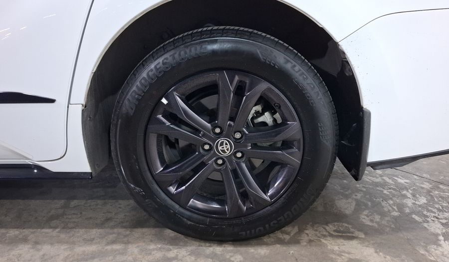 Toyota Sienna 2.5 HEV XSE AUTO Minivan 2025