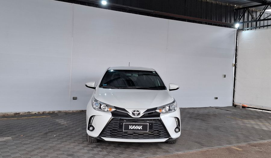 Toyota Yaris 1.5 XLS + CVT Hatchback 2025