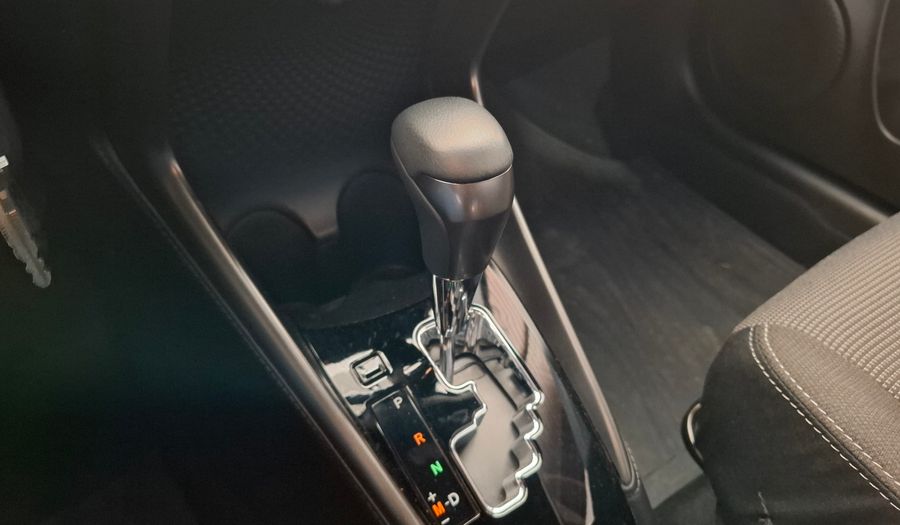 Toyota Yaris 1.5 XLS + CVT Hatchback 2025