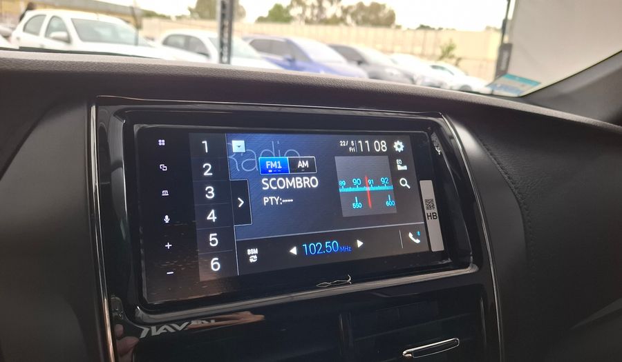 Toyota Yaris 1.5 XLS + CVT Hatchback 2025