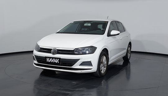 Volkswagen • Polo