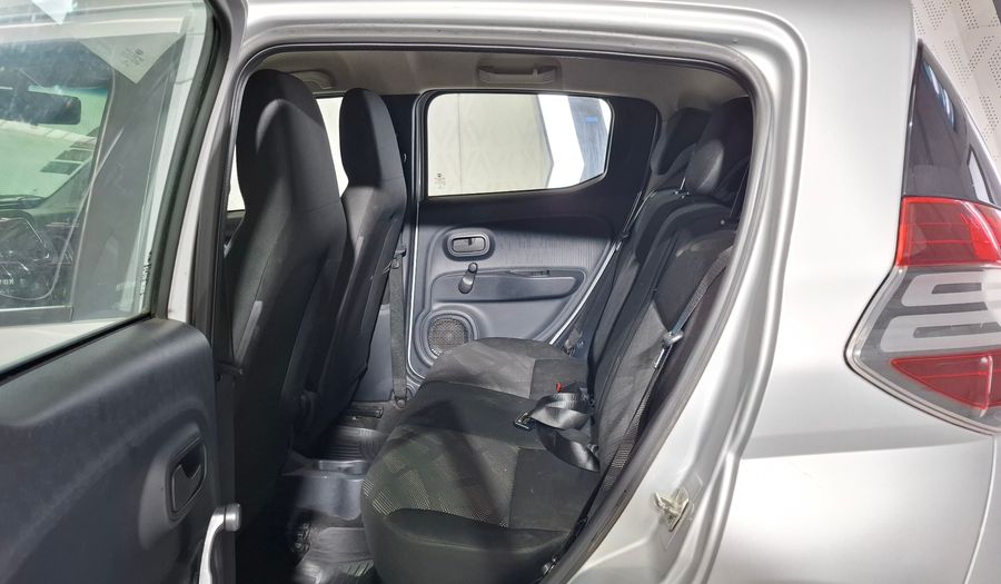 Fiat Mobi 1.0 EASY Hatchback 2017