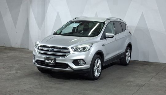 Ford • Escape
