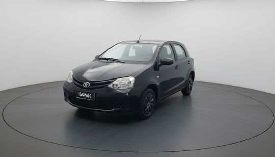 Toyota • Etios