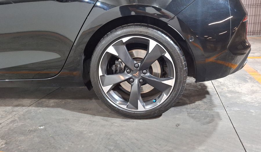 Cupra Leon 2.0 245HP DCT Hatchback 2022